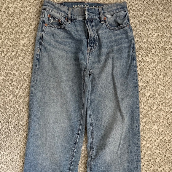 American Eagle Ex-Boyfriend Jeans Size 000 - Picture 1 of 2